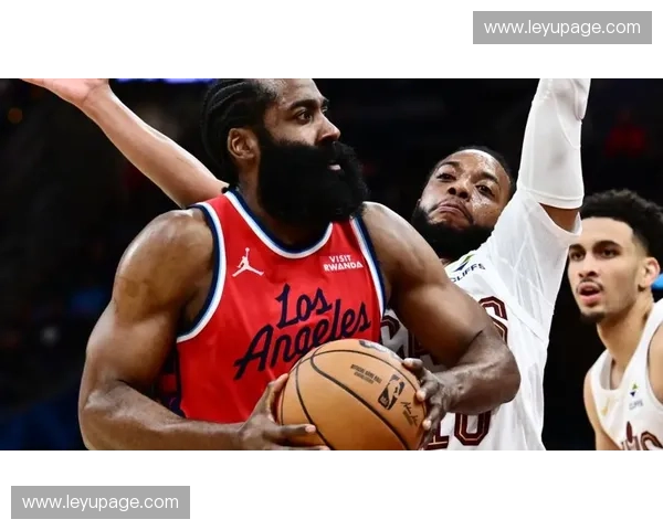 交易截止日结束，哈登加兰互换东家